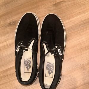 Black womans vans slip on